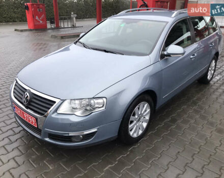 Синій Фольксваген Пассат, об'ємом двигуна 1.8 л та пробігом 167 тис. км за 7500 $, фото 2 на Automoto.ua