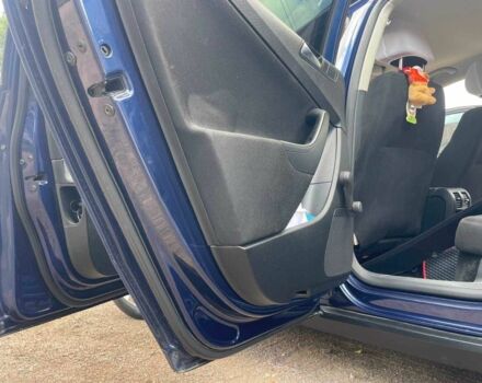 Синий Фольксваген Пассат, объемом двигателя 1.6 л и пробегом 280 тыс. км за 6800 $, фото 13 на Automoto.ua