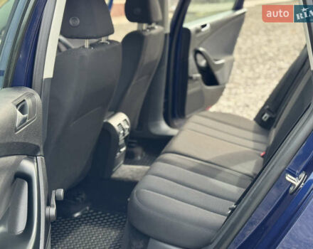 Синий Фольксваген Пассат, объемом двигателя 1.4 л и пробегом 216 тыс. км за 6990 $, фото 22 на Automoto.ua