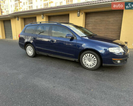 Синий Фольксваген Пассат, объемом двигателя 2 л и пробегом 260 тыс. км за 6990 $, фото 9 на Automoto.ua