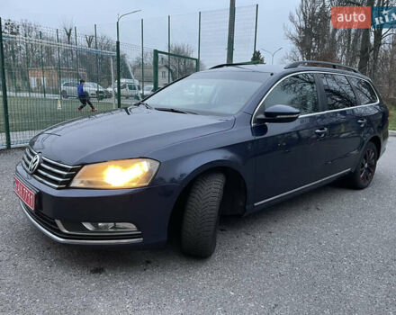 Синій Фольксваген Пассат, об'ємом двигуна 2 л та пробігом 270 тис. км за 9599 $, фото 1 на Automoto.ua