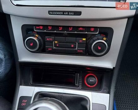 Синий Фольксваген Пассат, объемом двигателя 2 л и пробегом 328 тыс. км за 7200 $, фото 21 на Automoto.ua