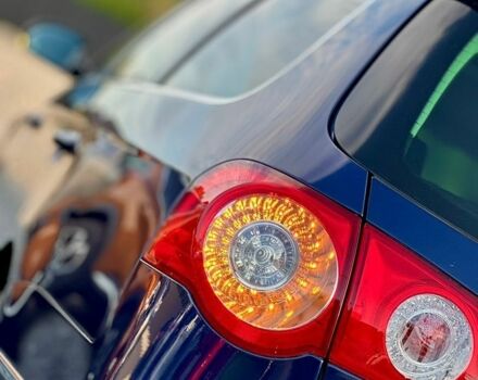 Синій Фольксваген Пассат, об'ємом двигуна 1.4 л та пробігом 243 тис. км за 6999 $, фото 40 на Automoto.ua