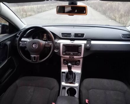 Синий Фольксваген Пассат, объемом двигателя 2 л и пробегом 292 тыс. км за 6900 $, фото 12 на Automoto.ua