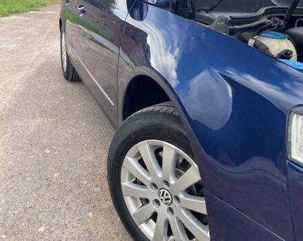 Синий Фольксваген Пассат, объемом двигателя 1.6 л и пробегом 280 тыс. км за 6800 $, фото 1 на Automoto.ua