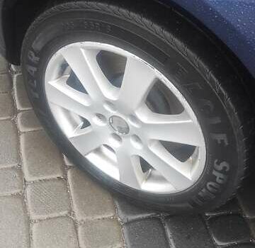 Синий Фольксваген Пассат, объемом двигателя 1.6 л и пробегом 310 тыс. км за 5500 $, фото 25 на Automoto.ua