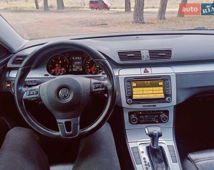 Фольксваген Пассат 2010 в Сумах на Automoto.ua Синий Фольксваген Пассат, объемом двигателя 1.97 л и пробегом 275 тыс. км за 7950 $, фото 13 на Automoto.ua