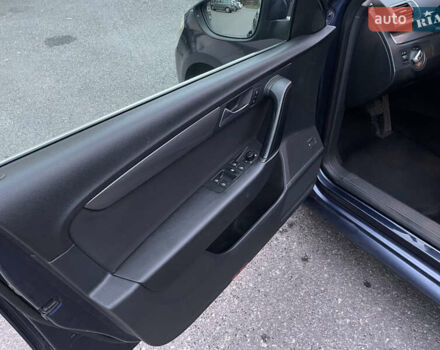 Синій Фольксваген Пассат, об'ємом двигуна 2 л та пробігом 270 тис. км за 9599 $, фото 15 на Automoto.ua