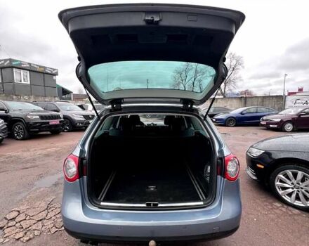 Синий Фольксваген Пассат, объемом двигателя 2 л и пробегом 283 тыс. км за 6700 $, фото 9 на Automoto.ua