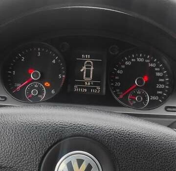 Синий Фольксваген Пассат, объемом двигателя 1.6 л и пробегом 310 тыс. км за 5500 $, фото 7 на Automoto.ua