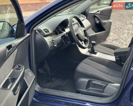 Синий Фольксваген Пассат, объемом двигателя 1.4 л и пробегом 216 тыс. км за 6990 $, фото 23 на Automoto.ua