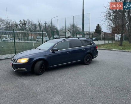 Синій Фольксваген Пассат, об'ємом двигуна 2 л та пробігом 270 тис. км за 9599 $, фото 11 на Automoto.ua