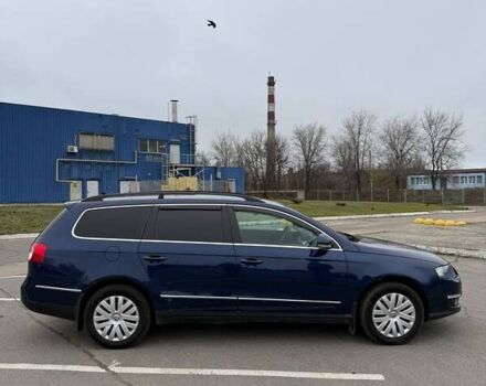 Синий Фольксваген Пассат, объемом двигателя 2 л и пробегом 328 тыс. км за 7200 $, фото 2 на Automoto.ua