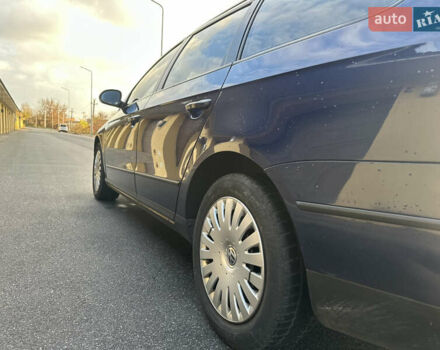 Синий Фольксваген Пассат, объемом двигателя 2 л и пробегом 260 тыс. км за 6990 $, фото 6 на Automoto.ua