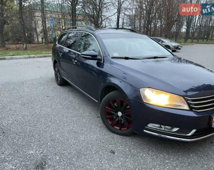 Синій Фольксваген Пассат, об'ємом двигуна 2 л та пробігом 270 тис. км за 9599 $, фото 2 на Automoto.ua