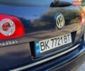Синій Фольксваген Пассат, об'ємом двигуна 1.97 л та пробігом 217 тис. км за 5850 $, фото 26 на Automoto.ua