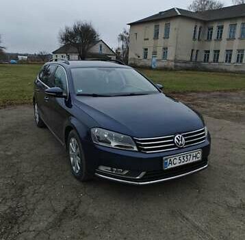 Синій Фольксваген Пассат, об'ємом двигуна 1.97 л та пробігом 275 тис. км за 9000 $, фото 15 на Automoto.ua