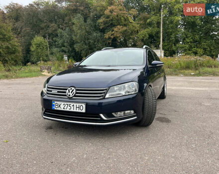 Синий Фольксваген Пассат, объемом двигателя 2 л и пробегом 263 тыс. км за 10599 $, фото 11 на Automoto.ua