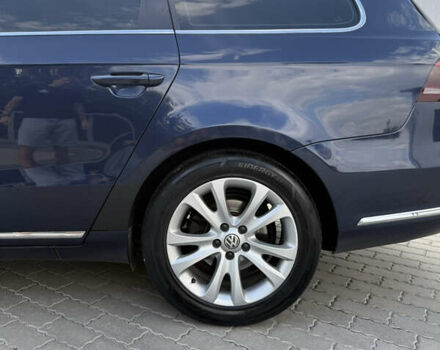 Синий Фольксваген Пассат, объемом двигателя 2 л и пробегом 260 тыс. км за 10000 $, фото 11 на Automoto.ua