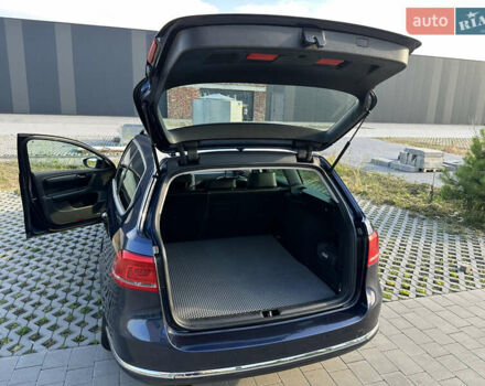 Синий Фольксваген Пассат, объемом двигателя 2 л и пробегом 272 тыс. км за 9900 $, фото 6 на Automoto.ua