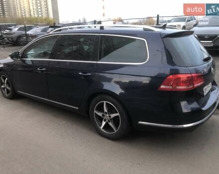 Синий Фольксваген Пассат, объемом двигателя 2 л и пробегом 270 тыс. км за 11750 $, фото 6 на Automoto.ua
