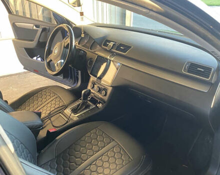 Синий Фольксваген Пассат, объемом двигателя 2 л и пробегом 295 тыс. км за 9900 $, фото 8 на Automoto.ua