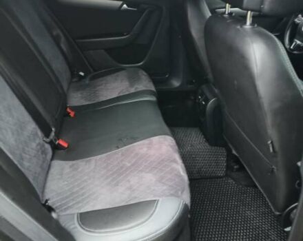 Синий Фольксваген Пассат, объемом двигателя 2 л и пробегом 286 тыс. км за 9999 $, фото 9 на Automoto.ua