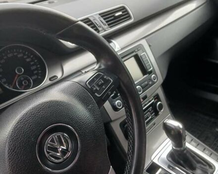 Синий Фольксваген Пассат, объемом двигателя 2 л и пробегом 300 тыс. км за 8700 $, фото 2 на Automoto.ua