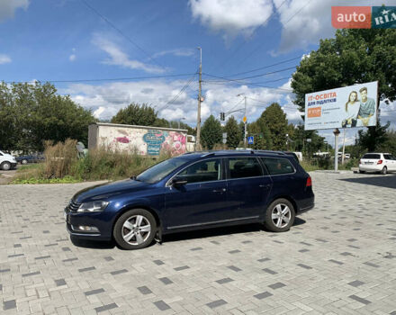 Синій Фольксваген Пассат, об'ємом двигуна 2 л та пробігом 289 тис. км за 8800 $, фото 2 на Automoto.ua