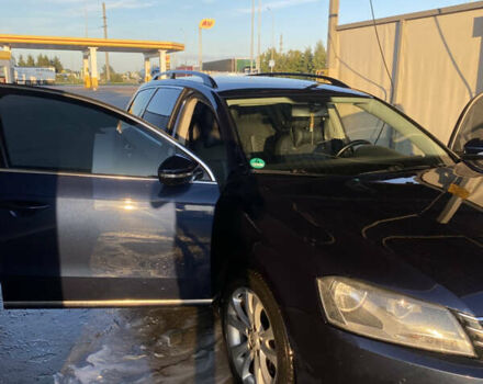 Синий Фольксваген Пассат, объемом двигателя 2 л и пробегом 295 тыс. км за 9900 $, фото 3 на Automoto.ua