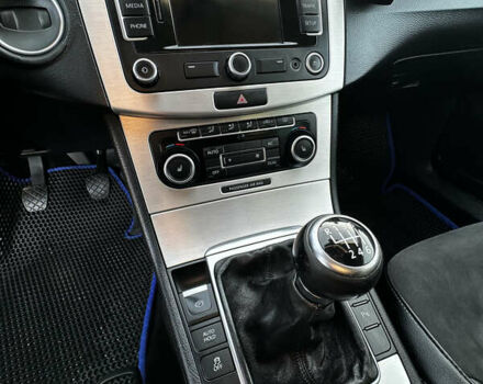 Синій Фольксваген Пассат, об'ємом двигуна 1.97 л та пробігом 220 тис. км за 11200 $, фото 71 на Automoto.ua