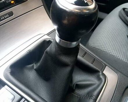 Фольксваген Пассат 2011 в Сумах на Automoto.ua Синий Фольксваген Пассат, объемом двигателя 1.6 л и пробегом 134 тыс. км за 9000 $, фото 12 на Automoto.ua