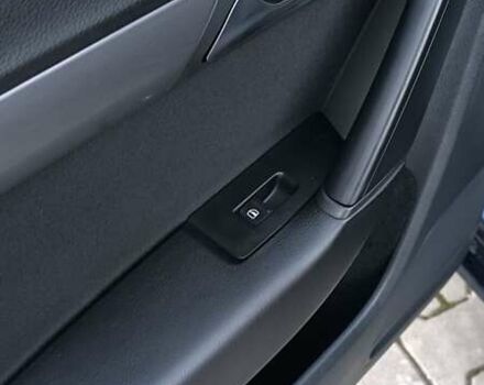 Синий Фольксваген Пассат, объемом двигателя 1.97 л и пробегом 280 тыс. км за 8850 $, фото 25 на Automoto.ua