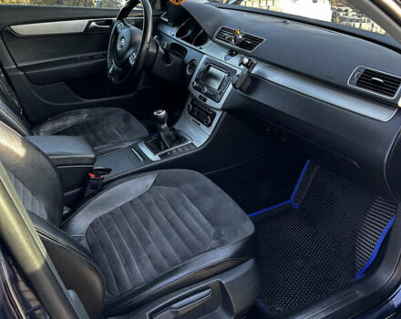 Синій Фольксваген Пассат, об'ємом двигуна 1.97 л та пробігом 220 тис. км за 11200 $, фото 48 на Automoto.ua