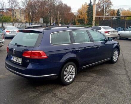 Фольксваген Пассат 2011 в Сумах на Automoto.ua Синий Фольксваген Пассат, объемом двигателя 1.6 л и пробегом 134 тыс. км за 9000 $, фото 4 на Automoto.ua