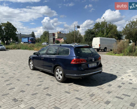 Синій Фольксваген Пассат, об'ємом двигуна 2 л та пробігом 289 тис. км за 8800 $, фото 3 на Automoto.ua