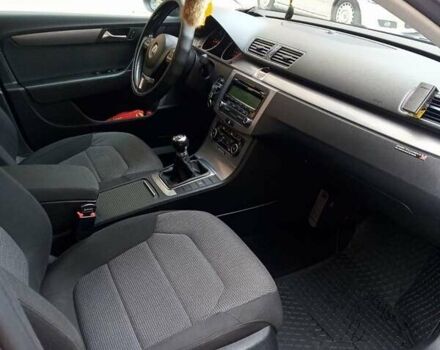 Фольксваген Пассат 2011 в Сумах на Automoto.ua Синий Фольксваген Пассат, объемом двигателя 1.6 л и пробегом 134 тыс. км за 9000 $, фото 15 на Automoto.ua