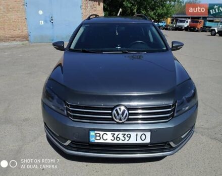 Синий Фольксваген Пассат, объемом двигателя 1.6 л и пробегом 355 тыс. км за 8250 $, фото 7 на Automoto.ua