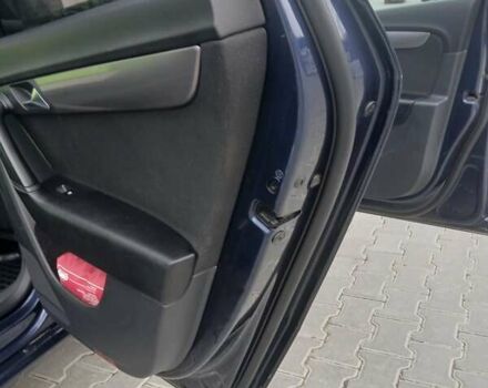 Синий Фольксваген Пассат, объемом двигателя 2 л и пробегом 300 тыс. км за 8700 $, фото 10 на Automoto.ua