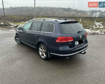 Синий Фольксваген Пассат, объемом двигателя 1.97 л и пробегом 207 тыс. км за 9800 $, фото 5 на Automoto.ua