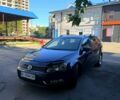 Синий Фольксваген Пассат, объемом двигателя 1.6 л и пробегом 243 тыс. км за 9300 $, фото 1 на Automoto.ua
