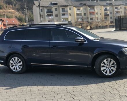 Синий Фольксваген Пассат, объемом двигателя 2 л и пробегом 285 тыс. км за 7800 $, фото 4 на Automoto.ua