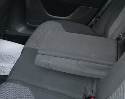 Синий Фольксваген Пассат, объемом двигателя 1.97 л и пробегом 280 тыс. км за 8850 $, фото 24 на Automoto.ua