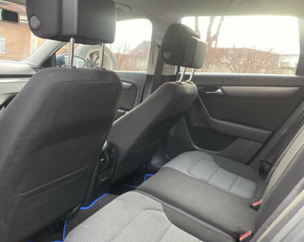 Синій Фольксваген Пассат, об'ємом двигуна 1.6 л та пробігом 262 тис. км за 8500 $, фото 7 на Automoto.ua