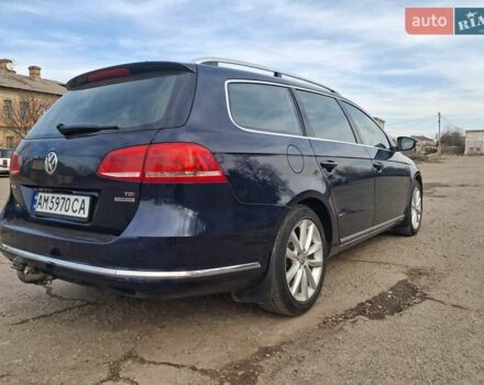 Синий Фольксваген Пассат, объемом двигателя 1.6 л и пробегом 282 тыс. км за 9500 $, фото 7 на Automoto.ua