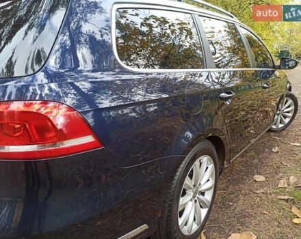 Фольксваген Пассат 2012 в Гребенке на Automoto.ua Синий Фольксваген Пассат, объемом двигателя 1.6 л и пробегом 280 тыс. км за 9650 $, фото 5 на Automoto.ua
