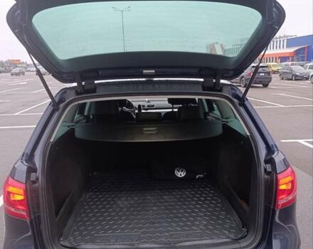 Синій Фольксваген Пассат, об'ємом двигуна 1.6 л та пробігом 237 тис. км за 9700 $, фото 31 на Automoto.ua