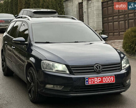 Синий Фольксваген Пассат, объемом двигателя 1.39 л и пробегом 202 тыс. км за 7250 $, фото 5 на Automoto.ua
