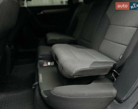 Синий Фольксваген Пассат, объемом двигателя 1.39 л и пробегом 202 тыс. км за 7250 $, фото 17 на Automoto.ua