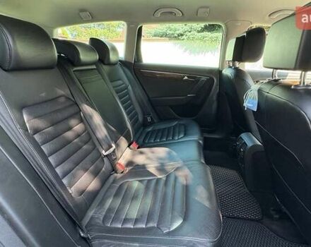 Синій Фольксваген Пассат, об'ємом двигуна 2 л та пробігом 346 тис. км за 12300 $, фото 5 на Automoto.ua